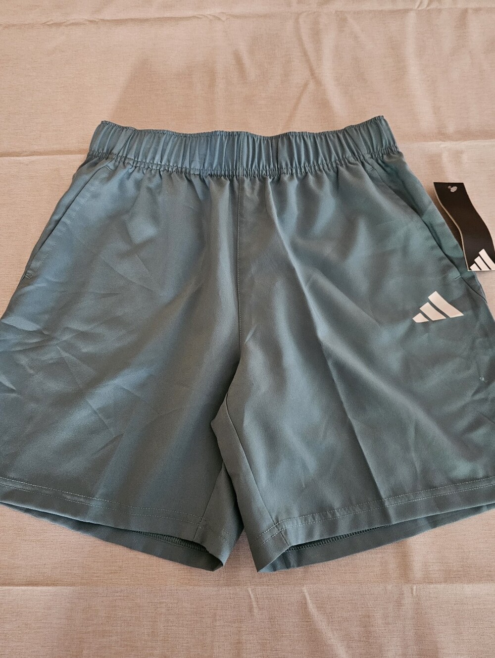 Adidas Boys Athletic Shorts Regular Fit Logo Teal Size Large (14/16) NWT